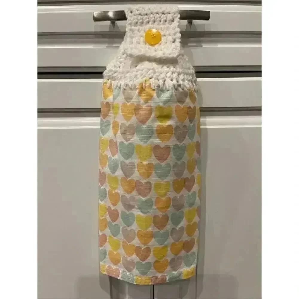 Crochet Top Kitchen Towel- Hearts white top